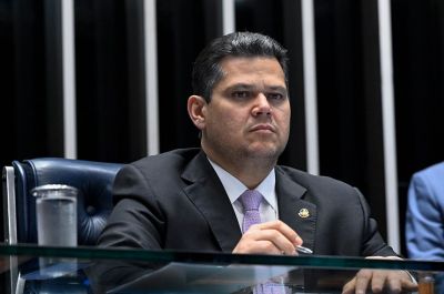 Fim da escala 6 x 1, PEC da Segurança Pública e política nacional para terras raras: prioridades em pauta