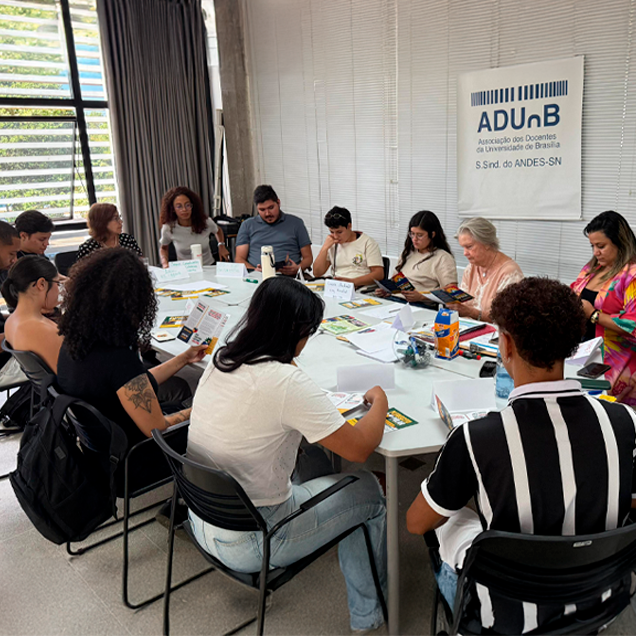 ADUnB inicia ações da Semana Nacional de Mobilização da Educação pelo Plebiscito Popular