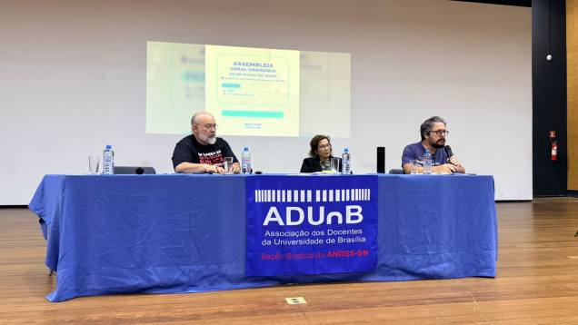 Assembleia aprova realização de plenárias e reuniões ampliadas do CR sobre a URP