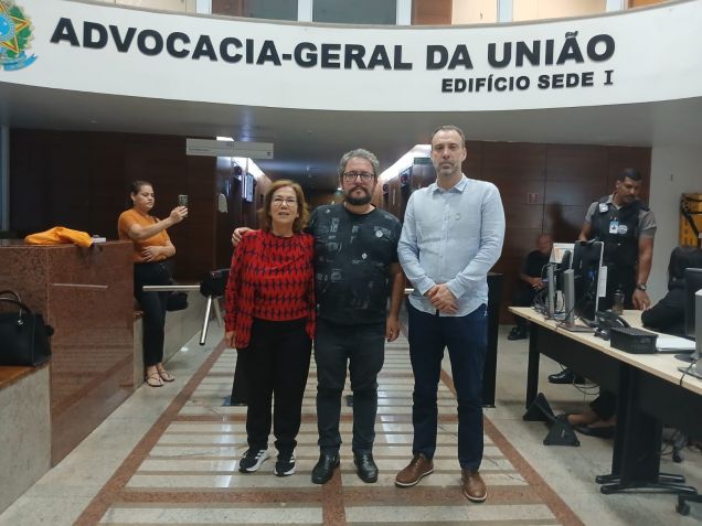 ADUnB participa de reunião na CCAF e reforça posição de negociação sobre  a absorção da URP