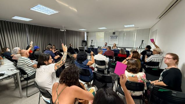 Conselho de Representantes avalia ações sobre a URP