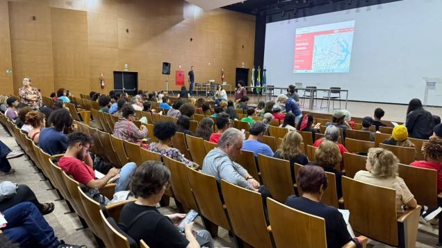 Comunidade da UnB se mobiliza para defender a democracia e a educação pública 
