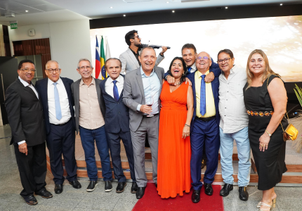Em noite de festa, Asfeb empossa diretoria para o triênio 2026/2018