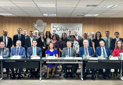 Entidades intensificam mobilização contra proposta que ameaça o serviço público