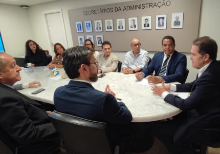 Representantes das Carreiras de Estado Organizadas (CEO) debatem reajustes do Planserv