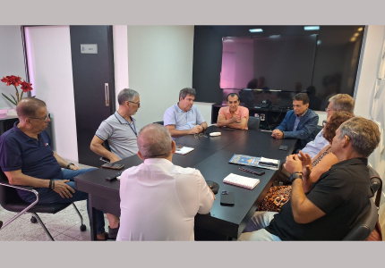 Asfeb recebe integrantes do IAF Sindical e do sindicato dos fazendários para tratar de Auxílio Médico Social