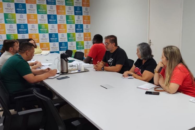 Dirigentes do Sindipema têm reunião com a secretária de Educação para tratar de pautas da categoria