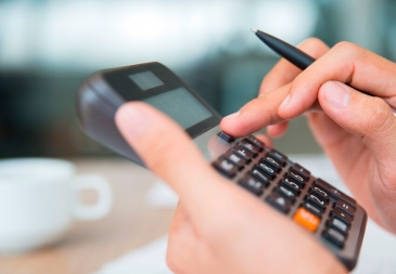 Descubra como fica seu salário se o RRF de Zema for aprovado