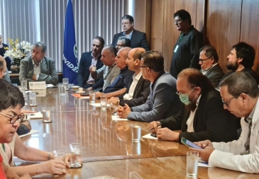 Centrais Sindicais se reúnem com a presidente do STF e com ministros de Governo