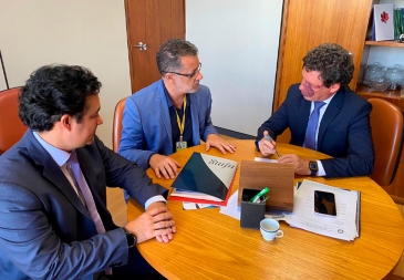 Sinfazfisco-MG se reúne com deputados para tratar da Reforma Tributária