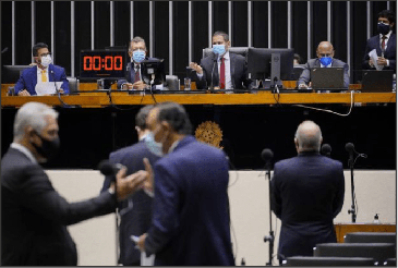 Promoções e progressões dos servidores públicos são preservadas em acordo da PEC 186