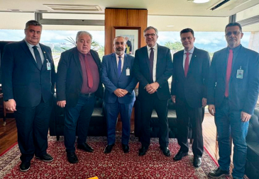 Sinfazfisco-MG se reúne com o Ministro Alexandre Padilha