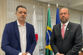 Senador Alexandre Silveira recebe o Sinfazfisco-MG