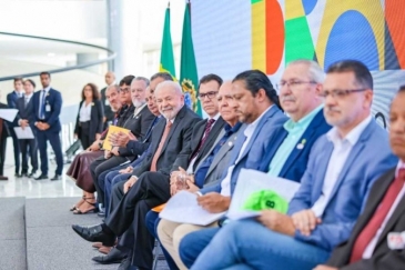 Presidente do Sinfazfisco-MG em encontro com o Presidente da República e Ministros de Governo