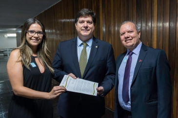 Autor da nova proposta de Reforma Tributária recebe a FEBRAFISCO na Câmara dos Deputados