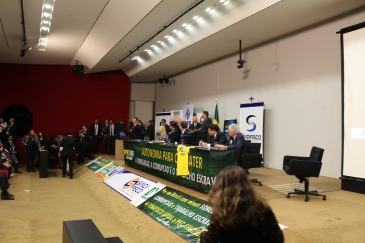 Debate sobre a PEC 186