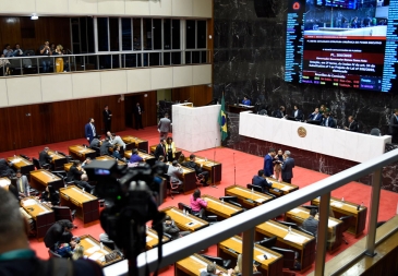 Aprovada reforma administrativa do Governo Zema