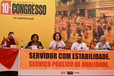 Mesa de Conjuntura, a primeira temática do Congresso