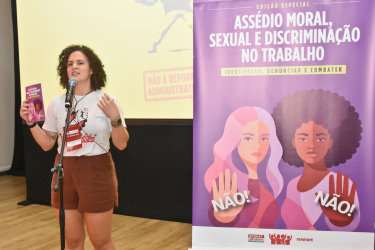 Camila Oliveira apresenta revista contra o assédio.